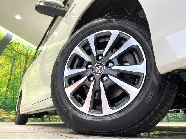 TOYOTA ESQUIRE HYBRID 2019 Image 31