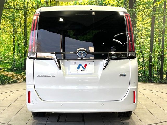 TOYOTA ESQUIRE HYBRID 2019 Image 31