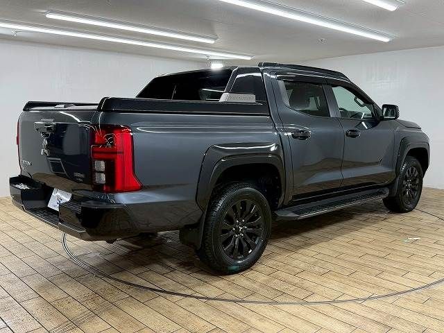 MITSUBISHI TRITON 2024 Image 31