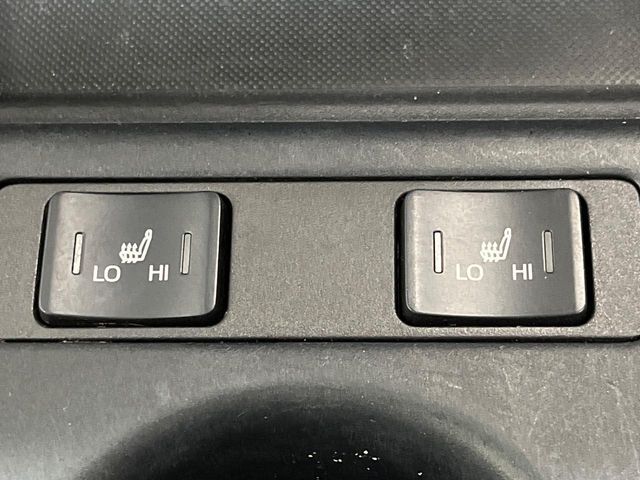 TOYOTA PRIUS 2019 Image 31