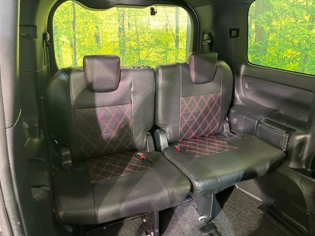 TOYOTA VOXY 2021 Image 31