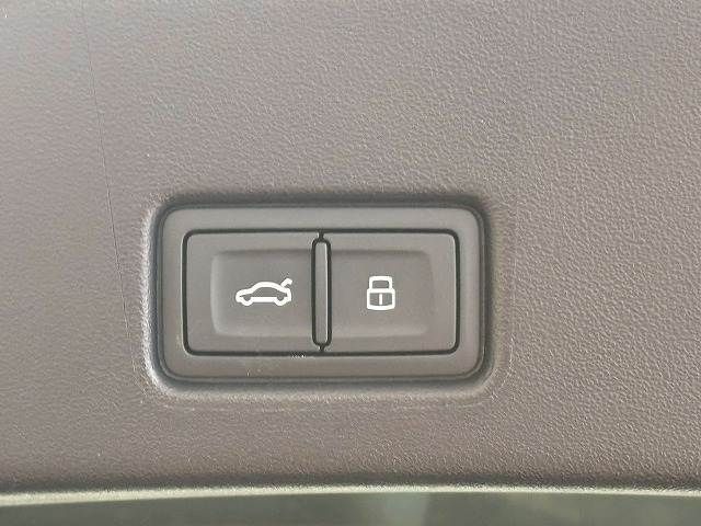 AUDI Q4 E-TRON SPORT 2023 Image 31