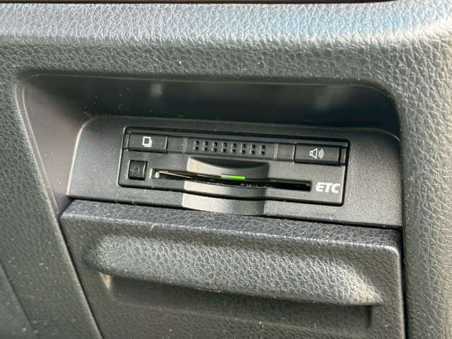 TOYOTA ESQUIRE HYBRID 2015 Image 31