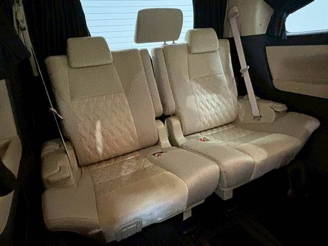 TOYOTA ALPHARD HYBRID 4WD 2018 Image 31