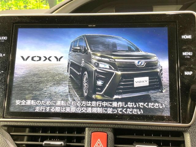 TOYOTA VOXY HYBRID 2019 Image 31