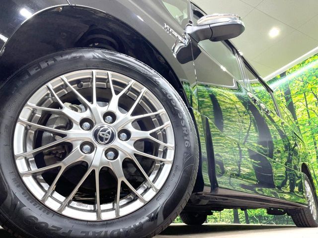 TOYOTA VOXY HYBRID 2019 Image 31