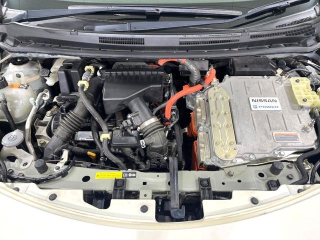 NISSAN NOTE 2017 Image 31