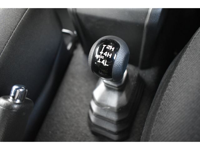 SUZUKI JIMNY 4WD 2023 Image 31