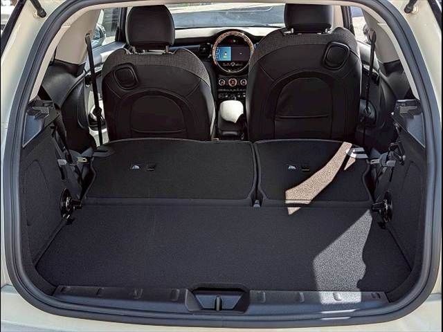 BMW MINI COOPER D 2022 Image 31