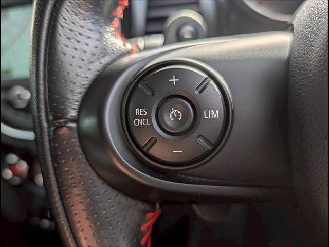 BMW MINI COOPER S 2018 Image 31