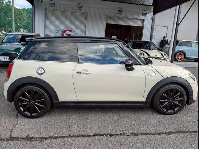 BMW MINI COOPER S 2018 Image 31