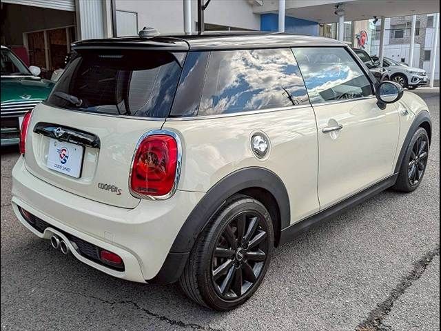 BMW MINI COOPER S 2018 Image 31