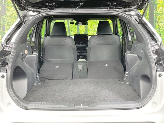 TOYOTA YARIS CROSS HYBRID 2025 Image 31