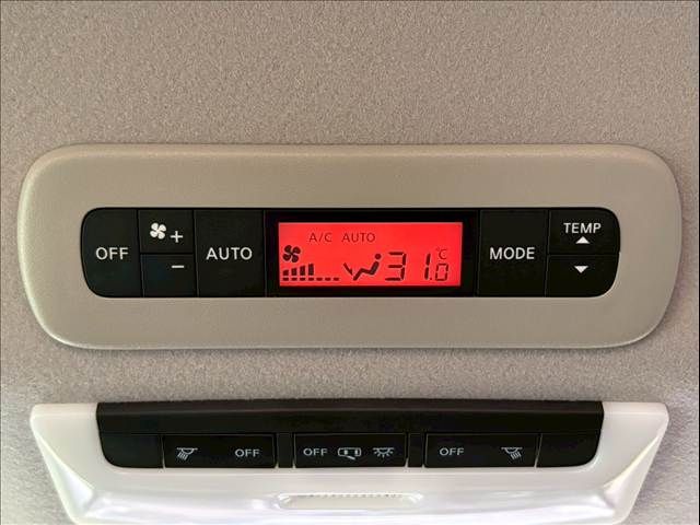 NISSAN SERENA  S-HYBRID 2017 Image 31