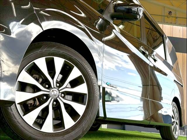 NISSAN SERENA  S-HYBRID 2017 Image 31