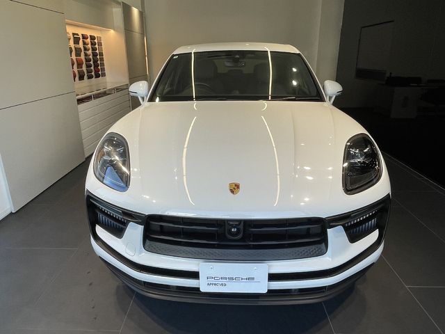 PORSCHE MACAN 2022 Image 31