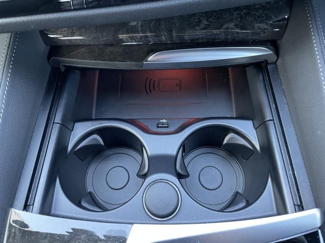 BMW 5SERIES TOURING 2024 Image 31