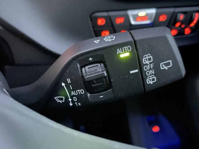 BMW 1SERIES 2021 Image 31