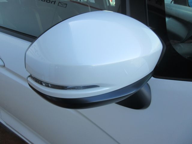 HONDA FIT HYBRID 2018 Image 31