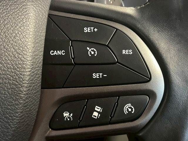 JEEP CHEROKEE 2018 Image 31