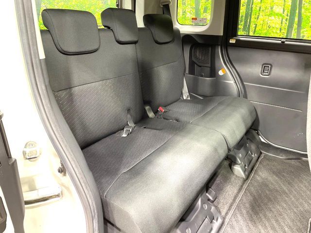 TOYOTA ROOMY 2018 Image 31