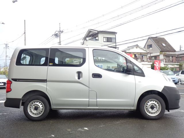 NISSAN NV200 VANETTE VAN 2022 Image 31