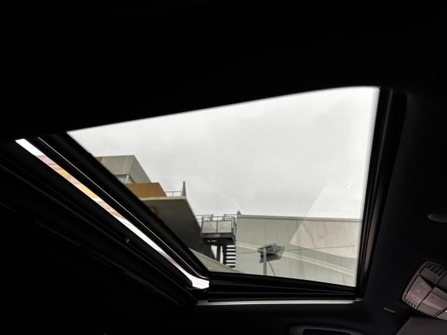 MERCEDES BENZ EQC 2023 Image 31