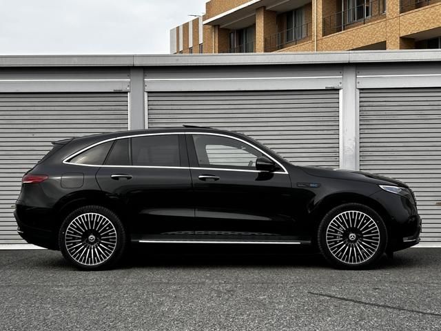 MERCEDES BENZ EQC 2023 Image 31