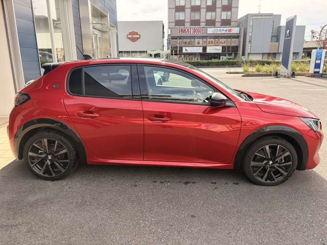 PEUGEOT E-208 2024 Image 31