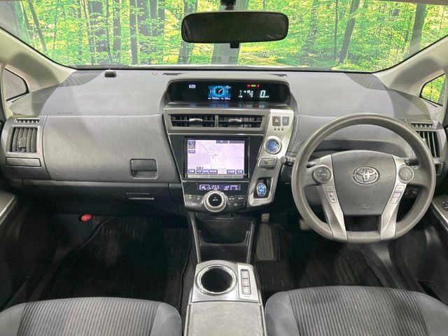 TOYOTA PRIUS ALPHA 2015 Image 31