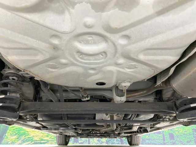 TOYOTA PRIUS ALPHA 2015 Image 31