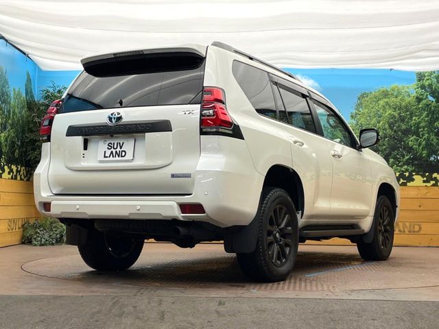 TOYOTA LANDCRUISER PRADO 2023 Image 31