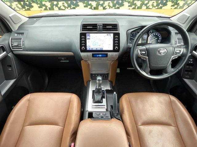 TOYOTA LANDCRUISER PRADO 2021 Image 31