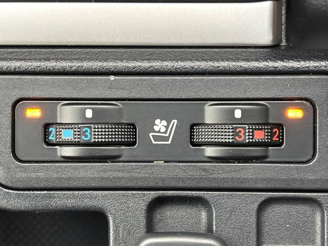 TOYOTA LANDCRUISER PRADO 2021 Image 31