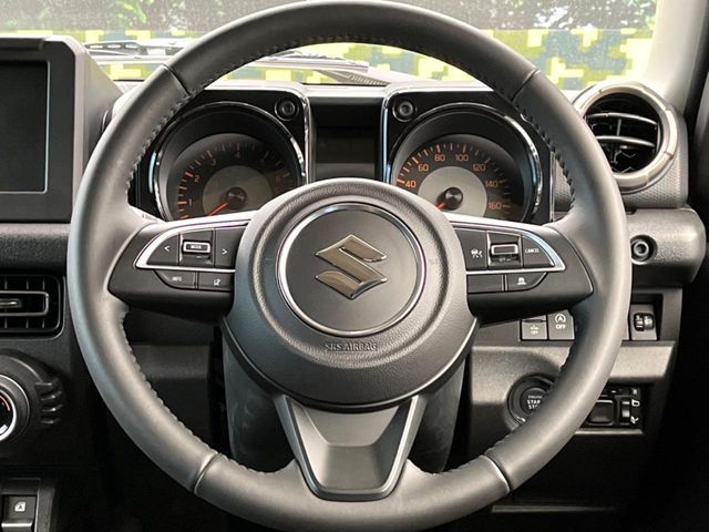 SUZUKI JIMNY NOMADE 2025 Image 31