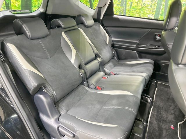 TOYOTA PRIUS ALPHA 2020 Image 31