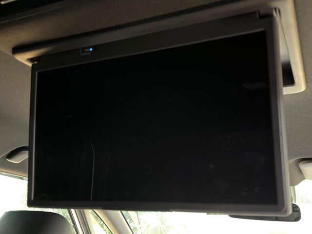 TOYOTA NOAH HYBRID 2023 Image 31