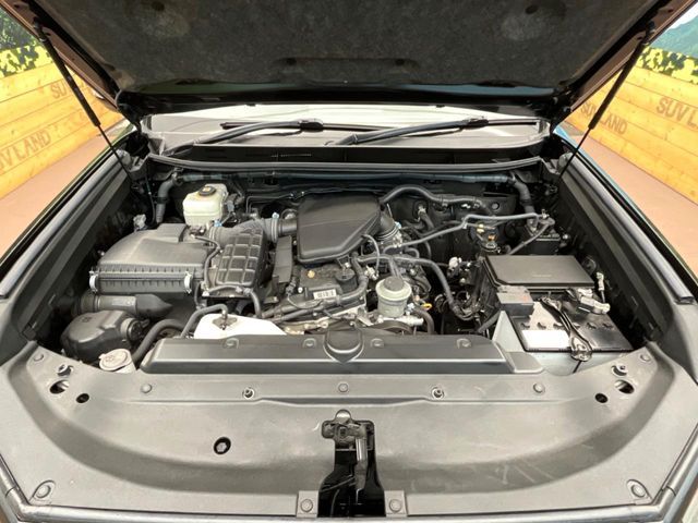 TOYOTA LANDCRUISER PRADO 2023 Image 31