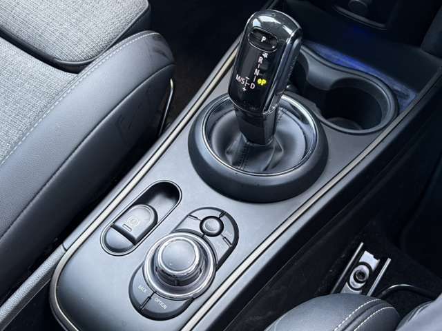 BMW MINI COOPER D CROSSO 2022 Image 31