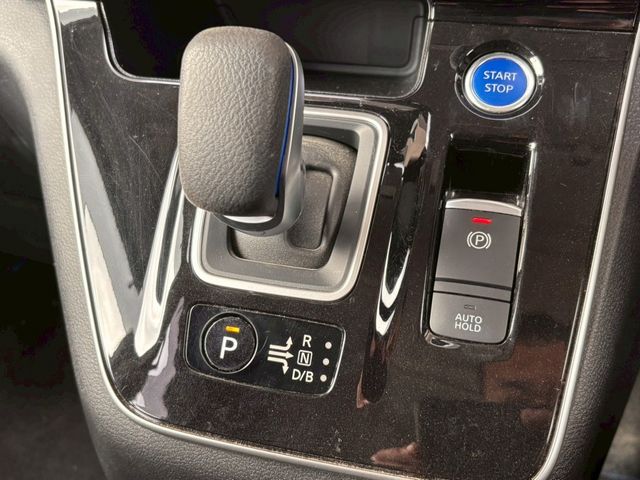 NISSAN SERENA  WG 2022 Image 31