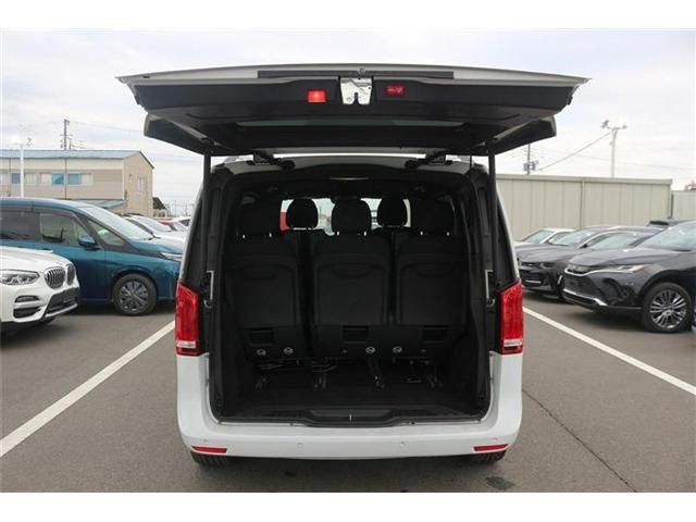 MERCEDES BENZ V CLAS 2019 Image 31