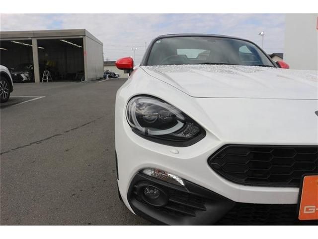 FIAT ABARTH 124 SPIDER 2017 Image 31