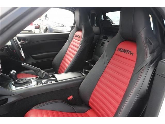 FIAT ABARTH 124 SPIDER 2017 Image 31