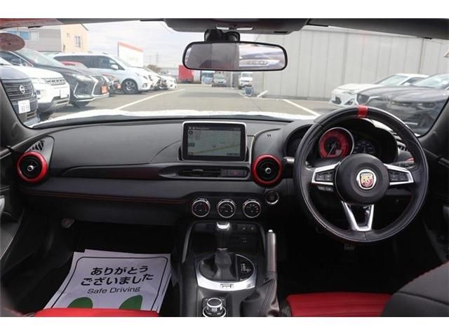 FIAT ABARTH 124 SPIDER 2017 Image 31