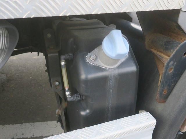 MITSUBISHI FUSOU SUPER GREAT 2013 Image 31