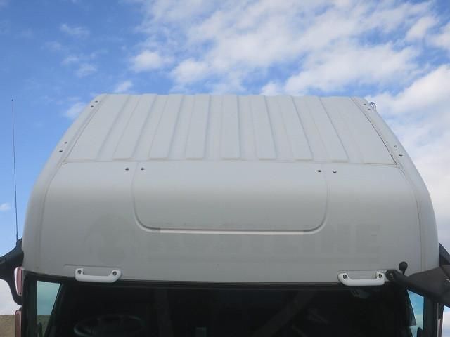 MITSUBISHI FUSOU SUPER GREAT 2013 Image 31