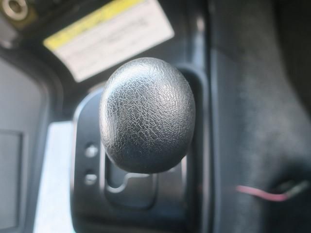 MITSUBISHI FUSOU SUPER GREAT 2013 Image 31