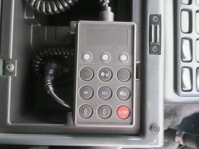 MITSUBISHI FUSOU SUPER GREAT 2013 Image 31