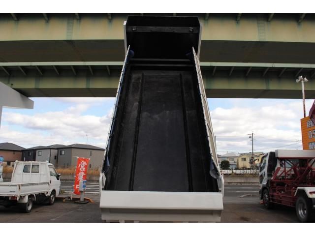 ISUZU GIGA 2014 Image 31