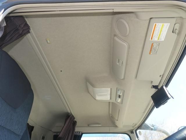 MITSUBISHI FUSOU SUPER GREAT 2019 Image 31